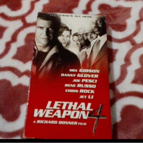 Lethal Weapon ‧ Action/Comedy ‧ VHS tape 2h 8m - Picture 2 of 9